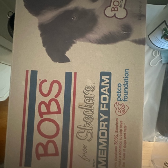 Bob’s casual Memory foam slide-on shoes - Picture 5 of 6